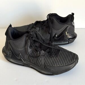 Nike LeBron Witness 7 Men's Basketball Sneakers Black Size 7.5